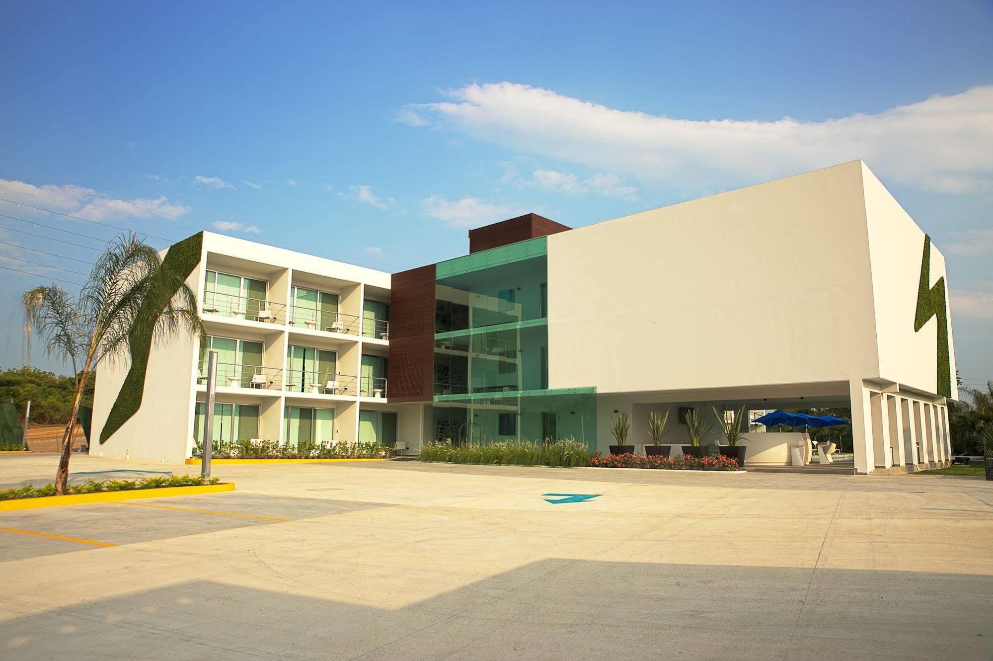Hotel Aqua Spa & Resort Martinez de la Torre Екстер'єр фото