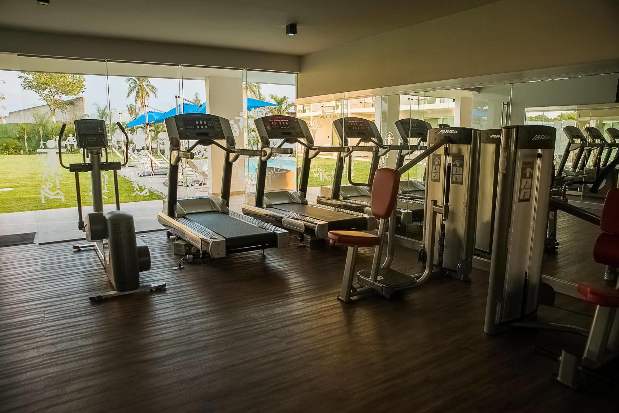 Hotel Aqua Spa & Resort Martinez de la Torre Екстер'єр фото